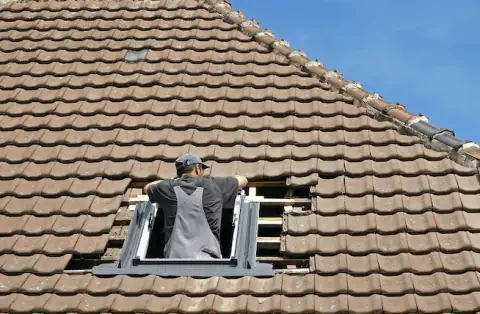 Pose de velux - Saint-André-le-Puy